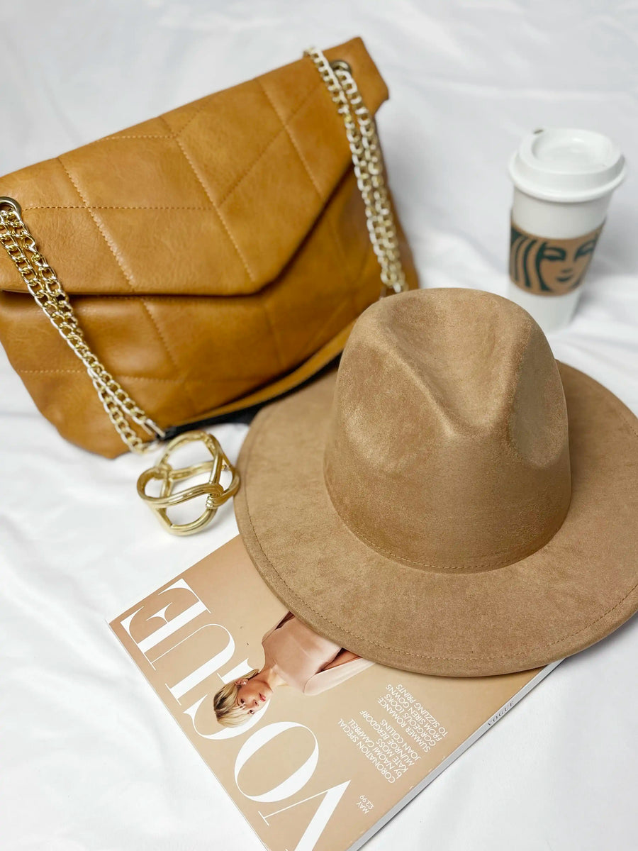 Opal Royalty Set Borsa cuoio Cappello in velluto bracciale rigido oro