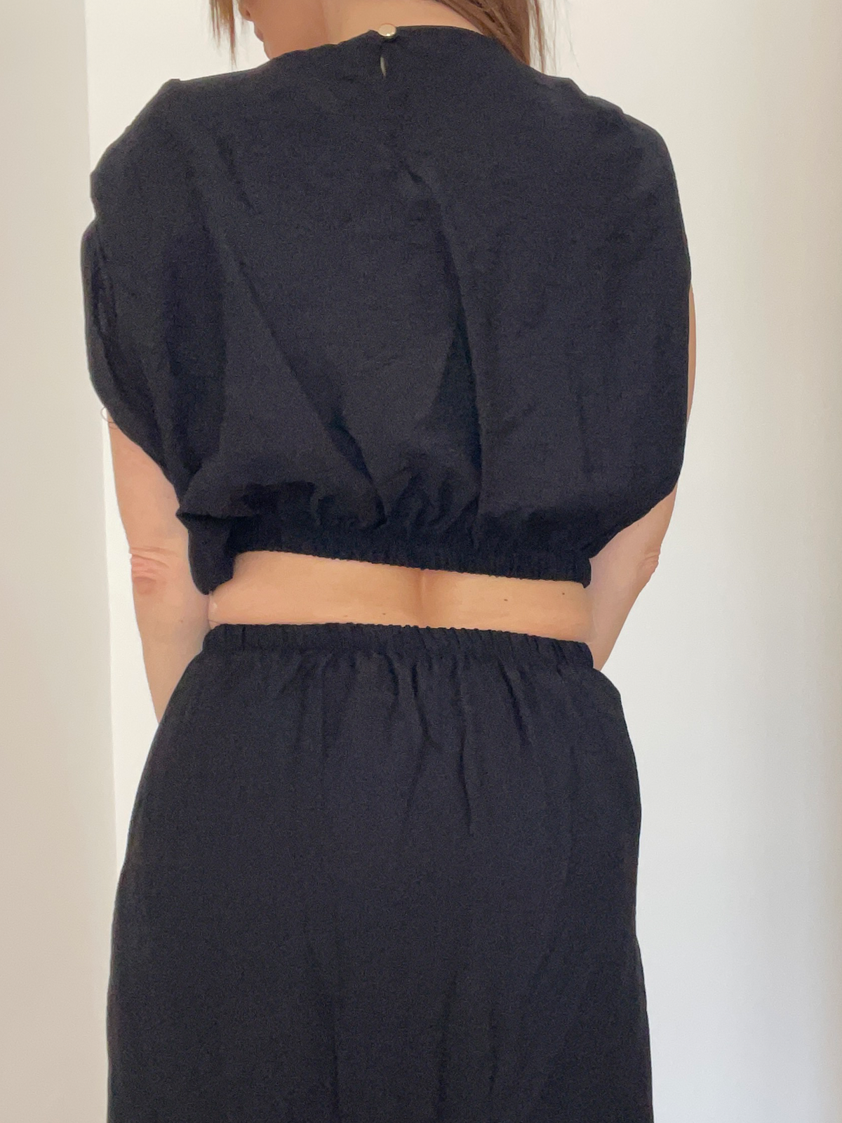 Lucilla Black - Abito lungo da donna  – elegante con spacco e cintura in vita