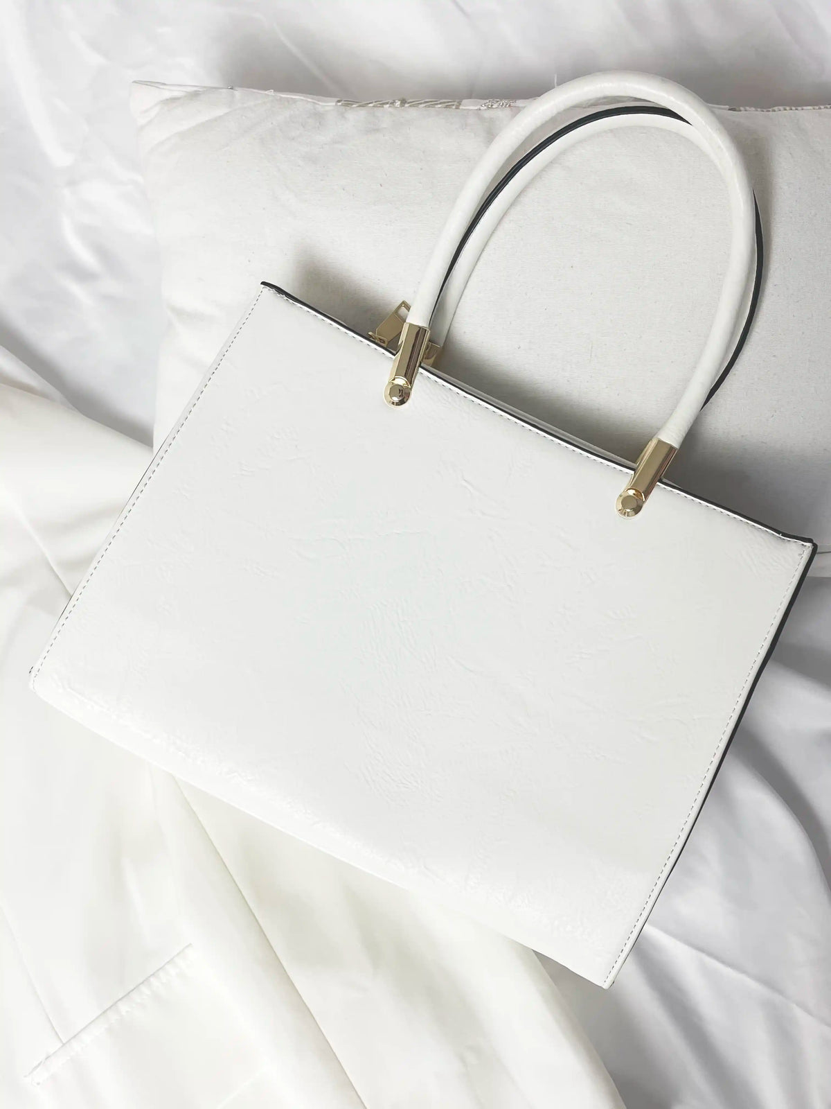 Majestic Allure Set Borsa + Collana di perle + orecchini di Perle